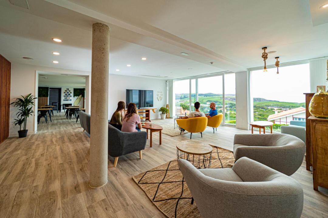 Alima Surf & Hotel Ахо Екстериор снимка